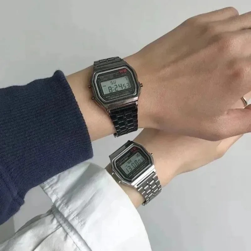 럭셔리 F91W 스틸 밴드 시계 LED 디지털 스테인레 - Women Accessories Display 리뷰 및 가격