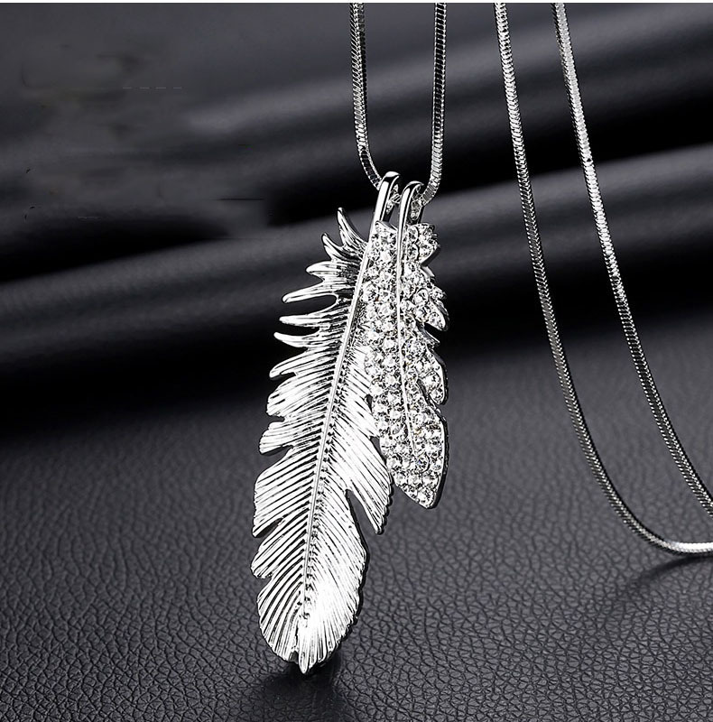 여성 펜던트 목걸이 중공 잎 꽃 크리스탈 스웨터 체인  - Women Accessories Images 리뷰 및 가격